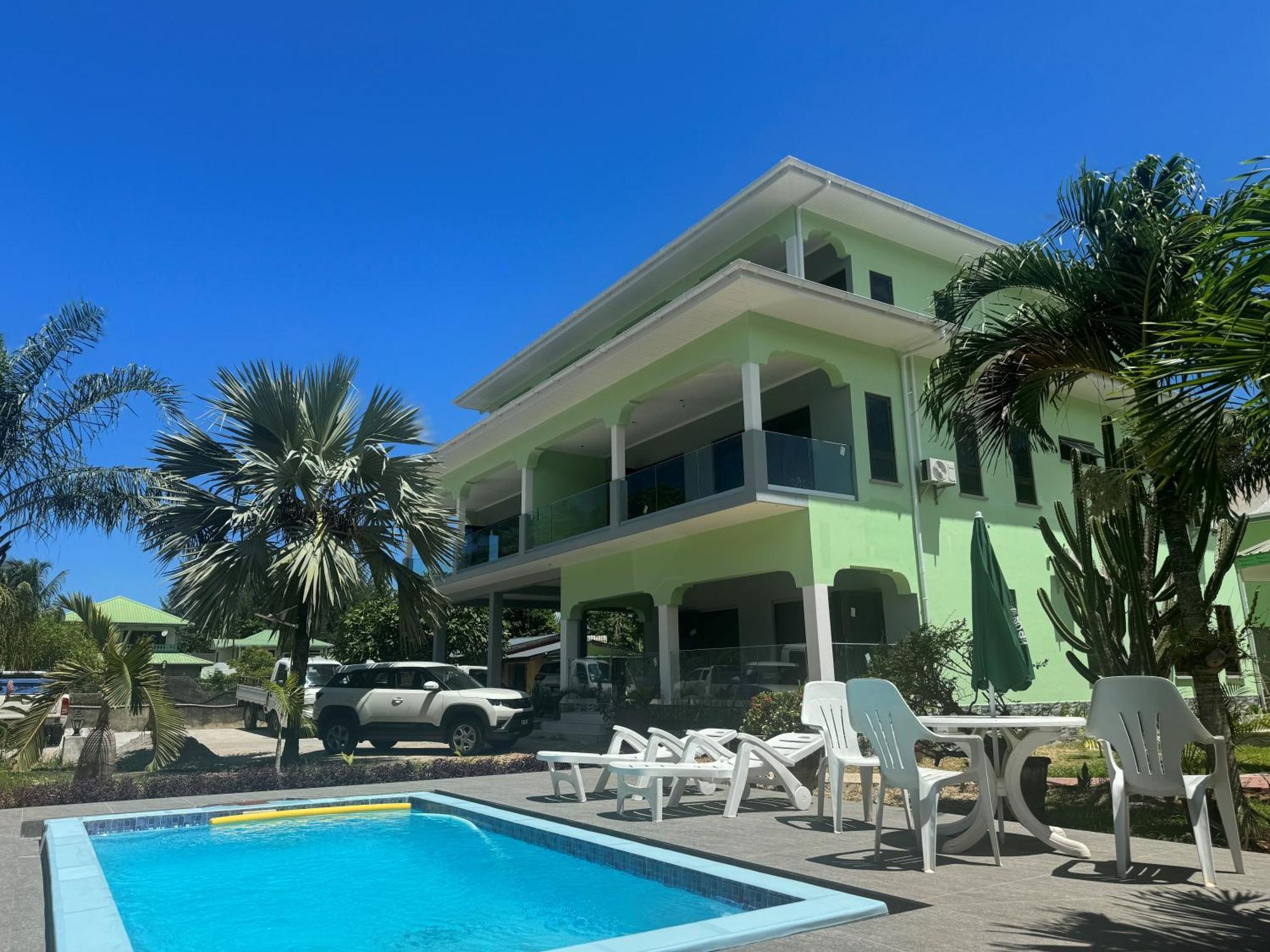 Green Palm Self Catering Anse aux Pins Exterior photo